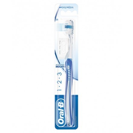 ORAL B 123 INDICATOR 40 MEDIO SPAZZOLINO C/CAPPUCCIO